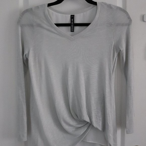 Long Sleeve Lightweight Sweater - Picture 1 of 7
